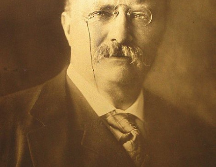 470px-Theodore_Roosevelt_Orotone.JPG