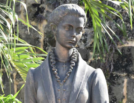 Statue of Salomé Ureña in the Ciudad Colonial of Santo Domingo, Dominican Republic.